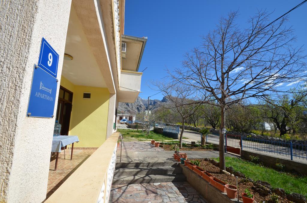 Apartments Cico Starigrad Paklenica Exteriör bild